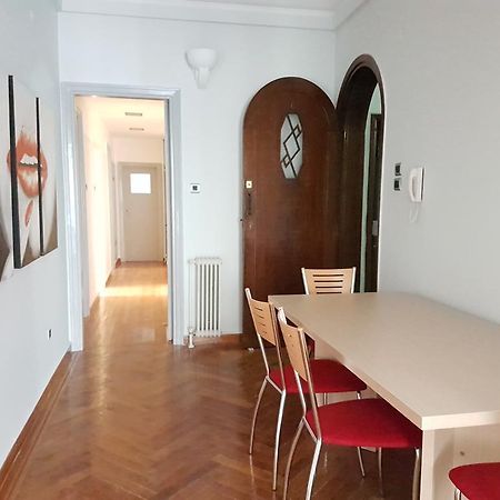 شقة Errathens Pine Red And Taupe - Athens Center المظهر الخارجي الصورة