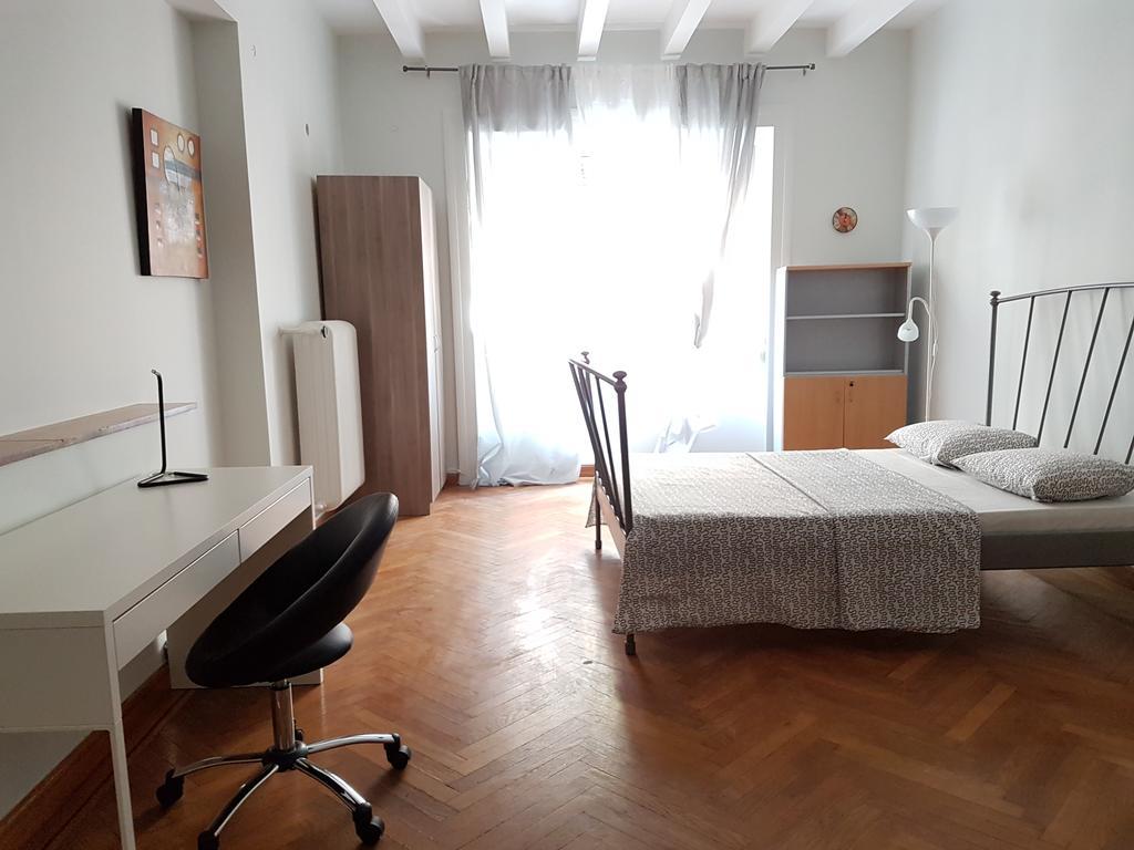 شقة Errathens Pine Red And Taupe - Athens Center المظهر الخارجي الصورة
