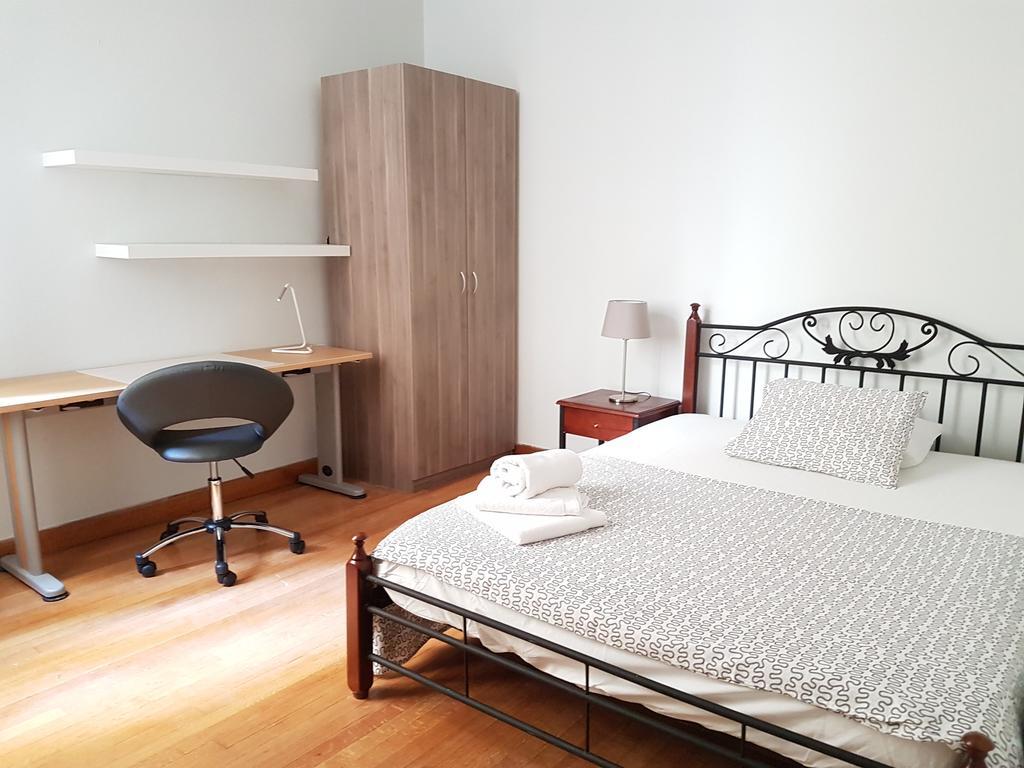 شقة Errathens Pine Red And Taupe - Athens Center المظهر الخارجي الصورة